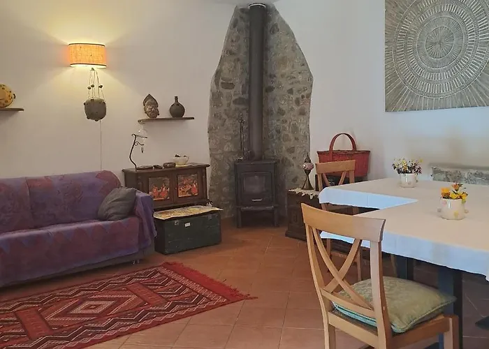 Bed & Breakfast La Casina Rosa La Spezia Valeriano Lunense
