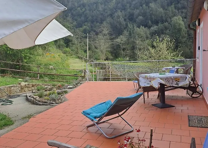 Bed & Breakfast La Casina Rosa La Spezia