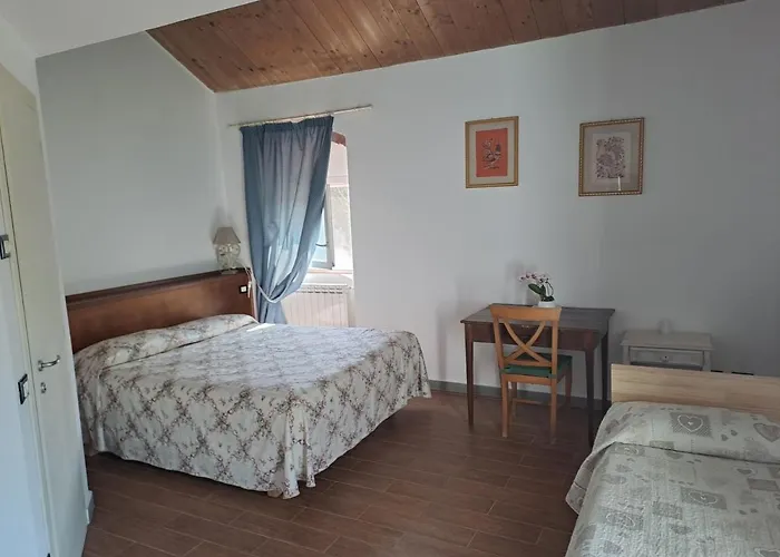 La Casina Rosa La Spezia *