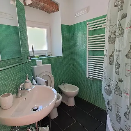 La Casina Rosa La Spezia