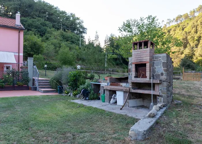 La Casina Rosa La Spezia Bed & Breakfast