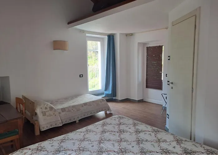 Bed & Breakfast La Casina Rosa La Spezia Valeriano Lunense
